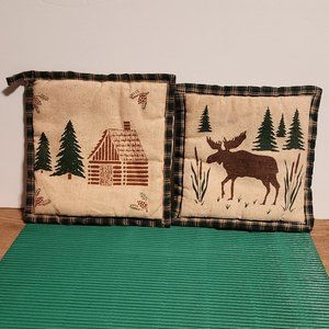 Alice's Cottage Pot Holders